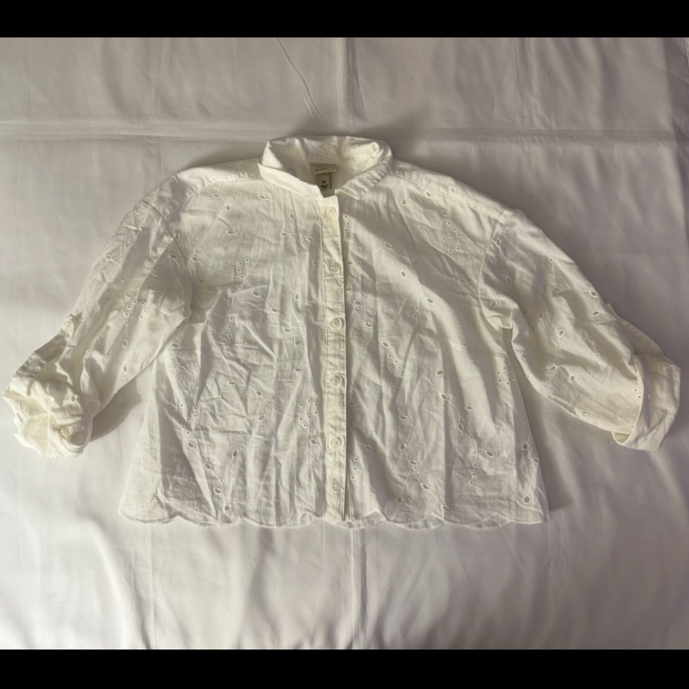 A New Day (Target) White Eyelet Long Sleeve Button Down Shirt w/ Scalloped Hem